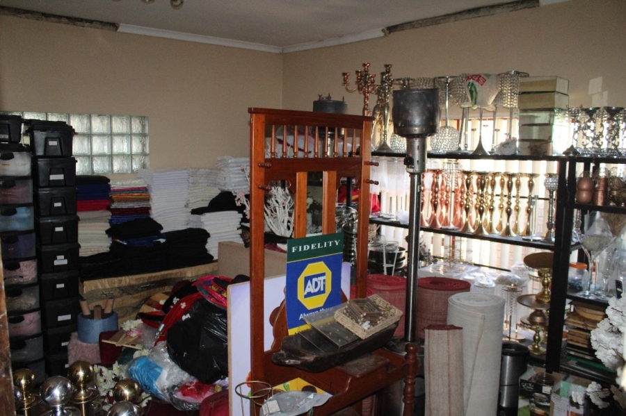 4 Bedroom Property for Sale in Northpine Western Cape